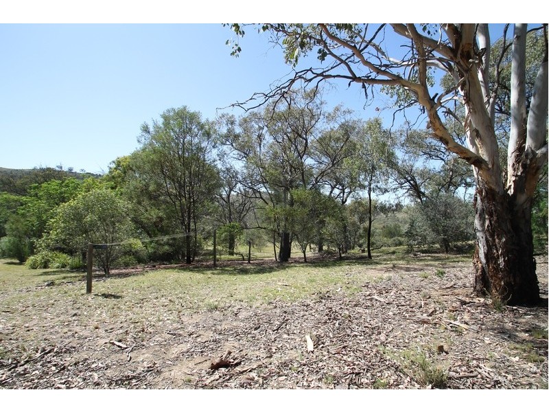 27 Roberts Road, Mudgee NSW 2850