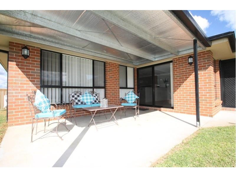 33 Hardy Crescent, Mudgee NSW 2850