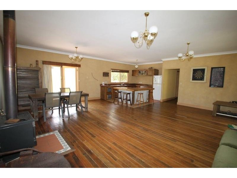 8 Alexander Street, Hargraves NSW 2850