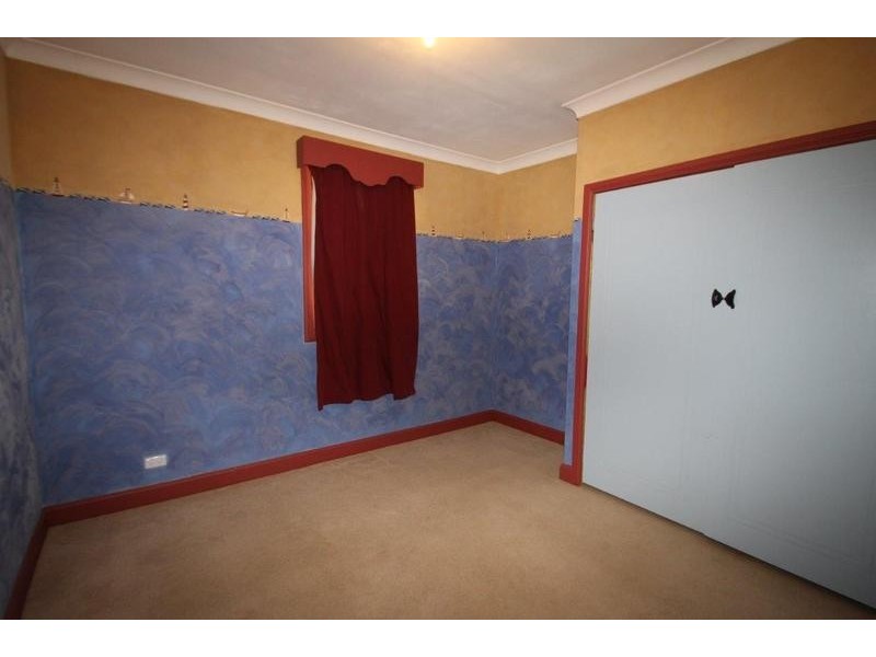 8 Alexander Street, Hargraves NSW 2850