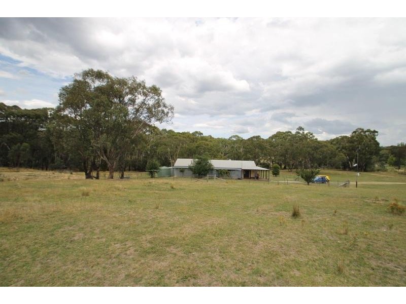 8 Alexander Street, Hargraves NSW 2850