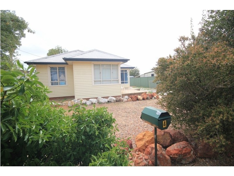 4 Gladstone Street, Mudgee NSW 2850