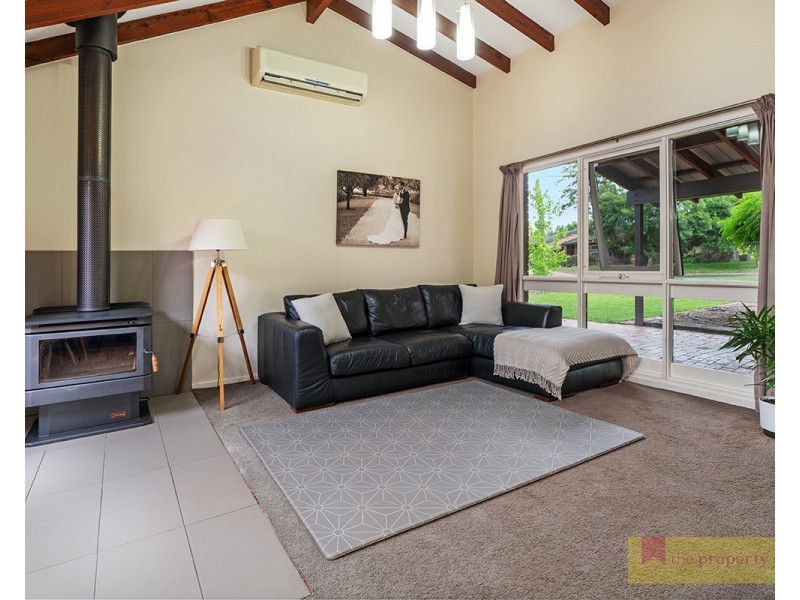 16 Redbank Road, Mudgee NSW 2850