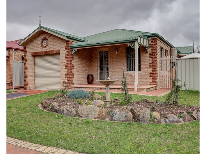8E Cedar Avenue, Mudgee NSW 2850