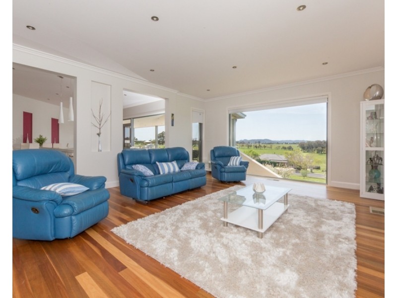 30 Robert Hoddle Grove, Mudgee NSW 2850