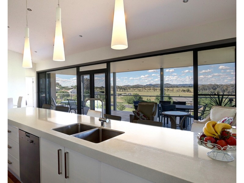 30 Robert Hoddle Grove, Mudgee NSW 2850