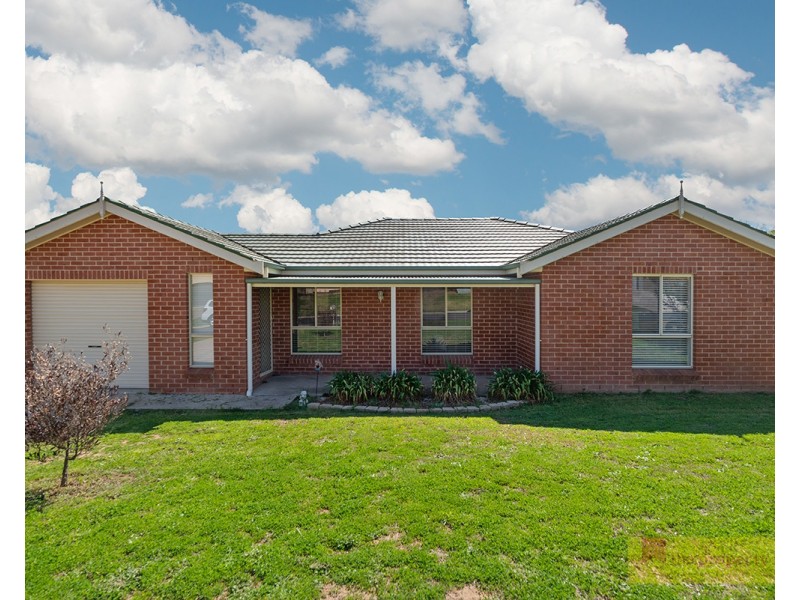 9 Flirtation Avenue, Mudgee NSW 2850