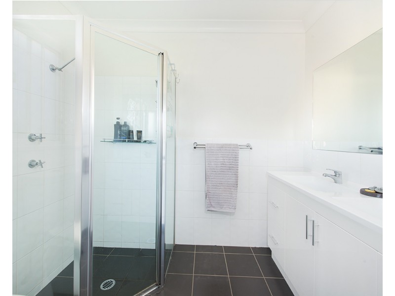 4 & 4a Kellett Drive, Mudgee NSW 2850