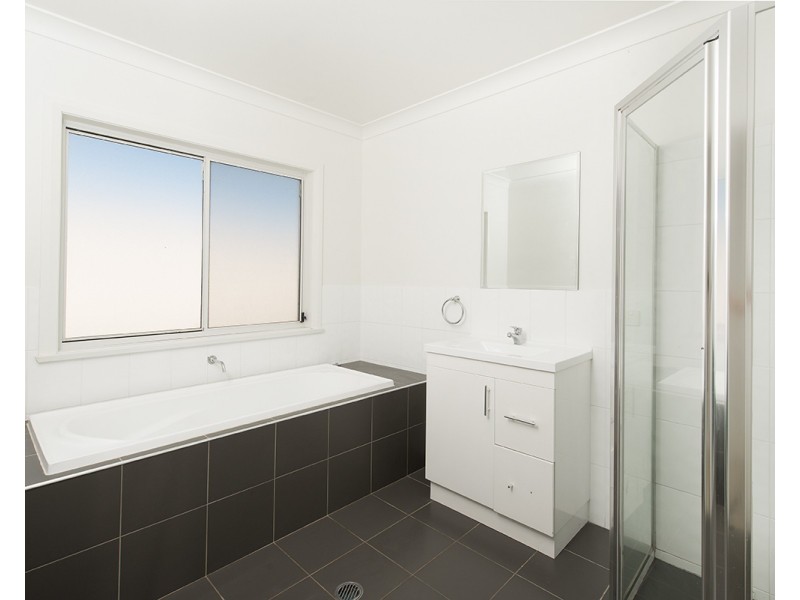 4 & 4a Kellett Drive, Mudgee NSW 2850