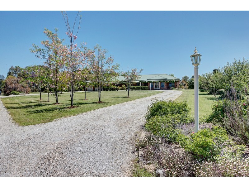 19 Leconfield Drive, Mudgee NSW 2850