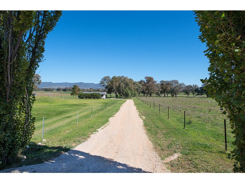 73 Oaklands Road, Mudgee NSW 2850