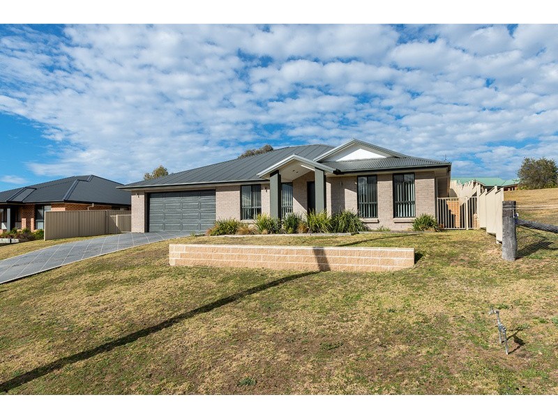 81 Henry Bayly Drive, Mudgee NSW 2850