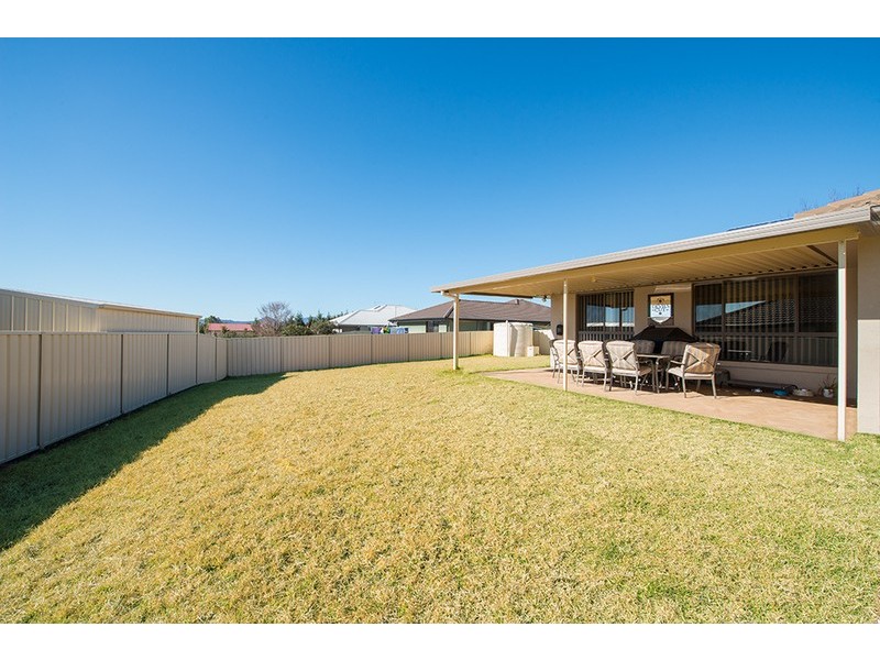 22 Hardy Crescent, Mudgee NSW 2850