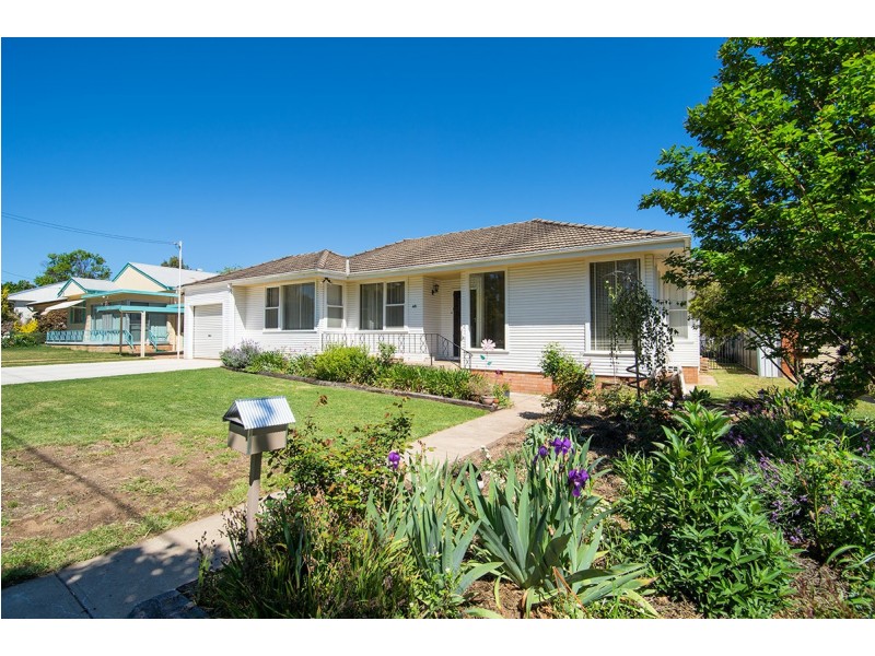 48 Robertson Street, Mudgee NSW 2850