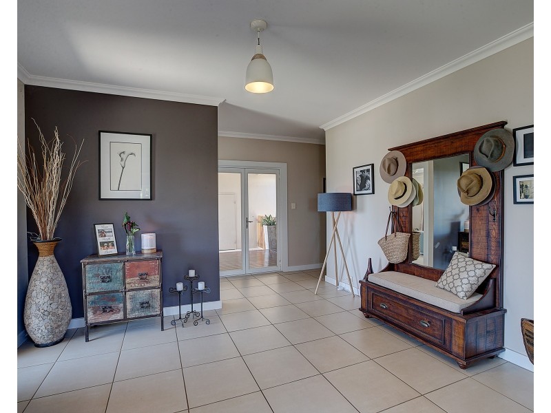 6 Robert Jones Street, Mudgee NSW 2850