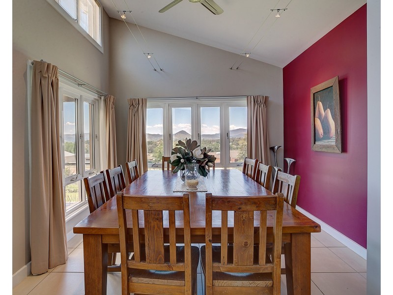 6 Robert Jones Street, Mudgee NSW 2850