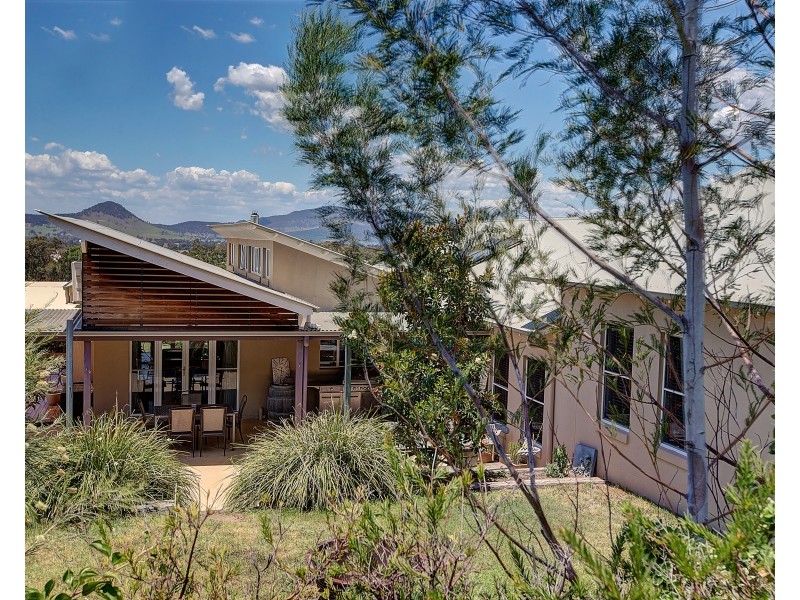 6 Robert Jones Street, Mudgee NSW 2850