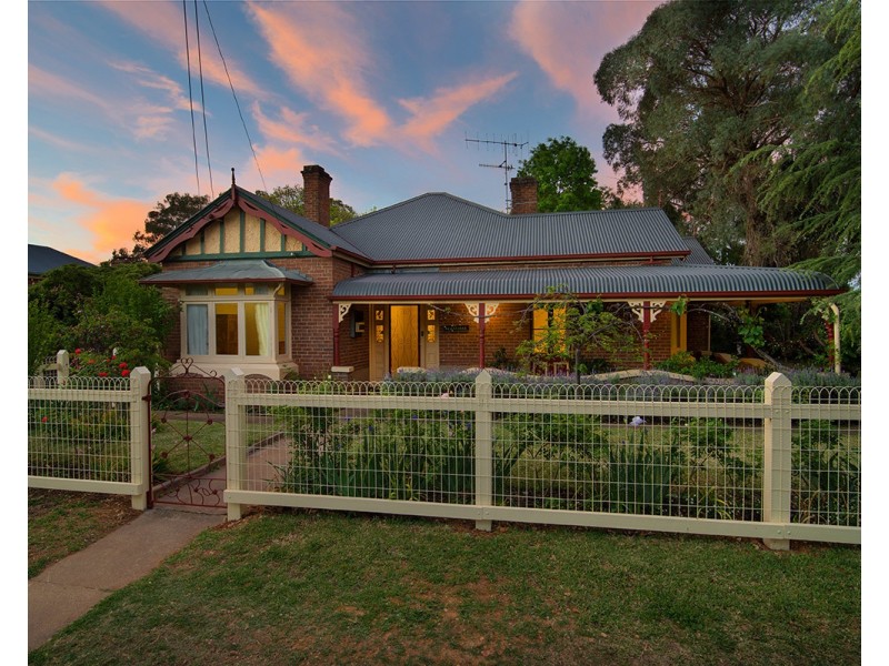 30 Denison Street, Mudgee NSW 2850