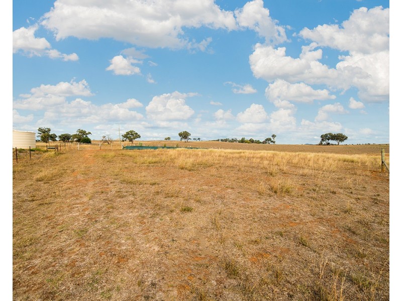370 Castlereagh Highway, Gulgong NSW 2852