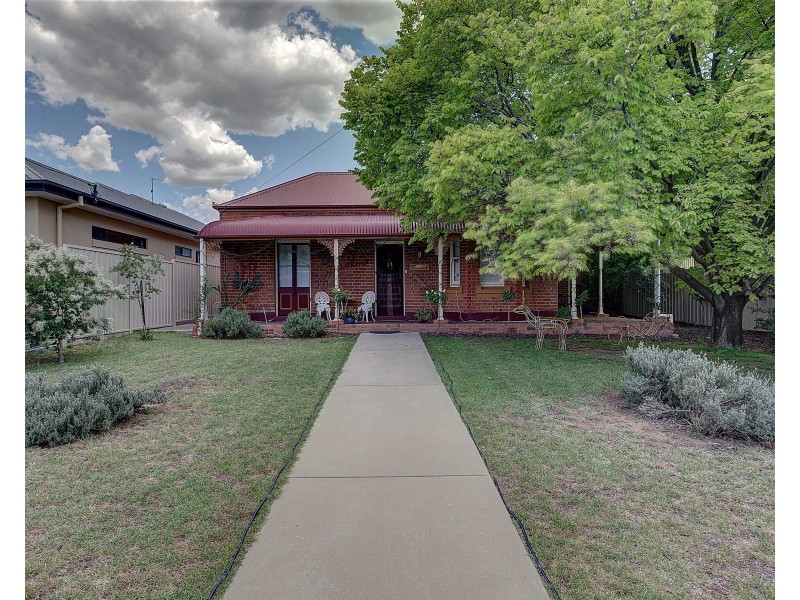 19 Gladstone Street, Mudgee NSW 2850