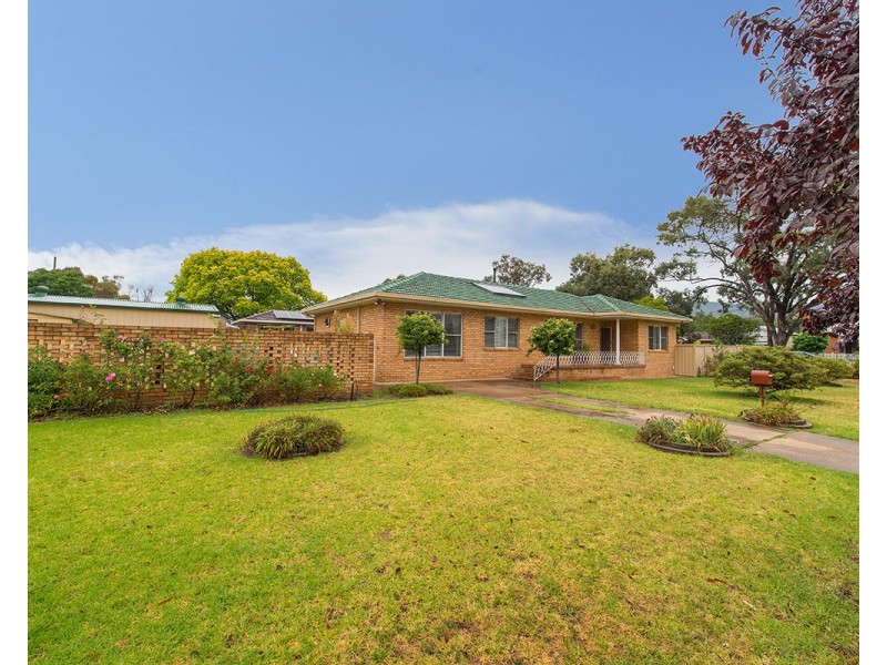 33 Meares Street, Mudgee NSW 2850