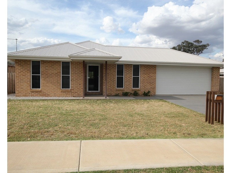 37 Lions Drive, Mudgee NSW 2850