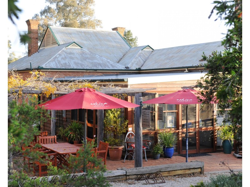 6 Henry Lawson Drive, Mudgee NSW 2850