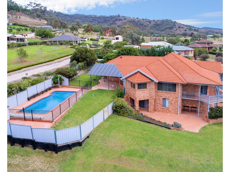 37 Dewhurst Drive, Mudgee NSW 2850