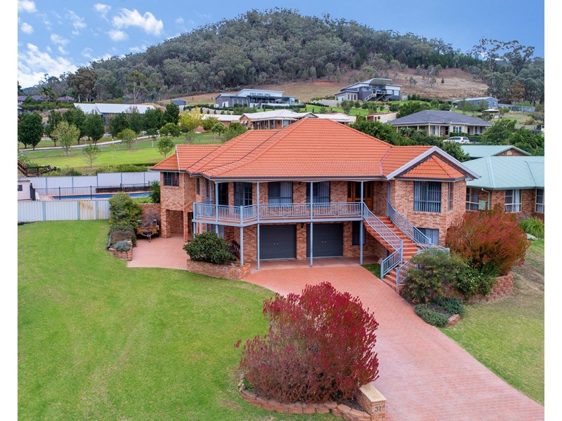 37 Dewhurst Drive, Mudgee NSW 2850