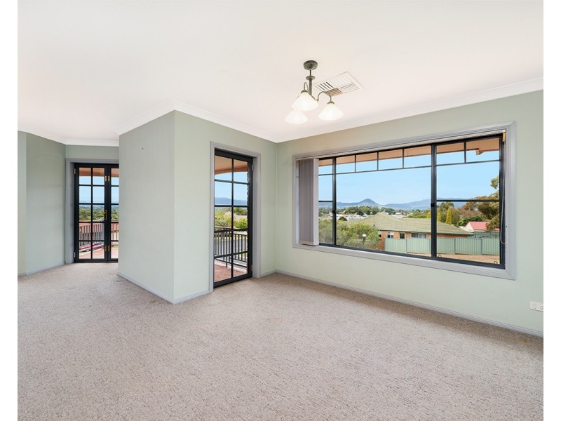37 Dewhurst Drive, Mudgee NSW 2850