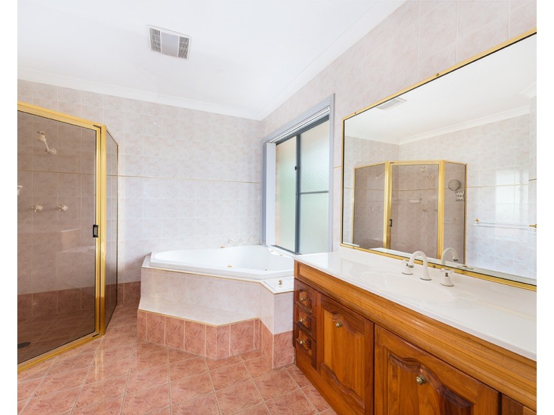 37 Dewhurst Drive, Mudgee NSW 2850