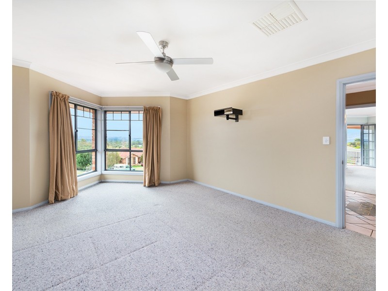 37 Dewhurst Drive, Mudgee NSW 2850