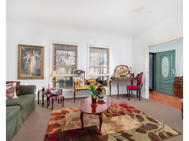 18 Melton Road, Mudgee NSW 2850