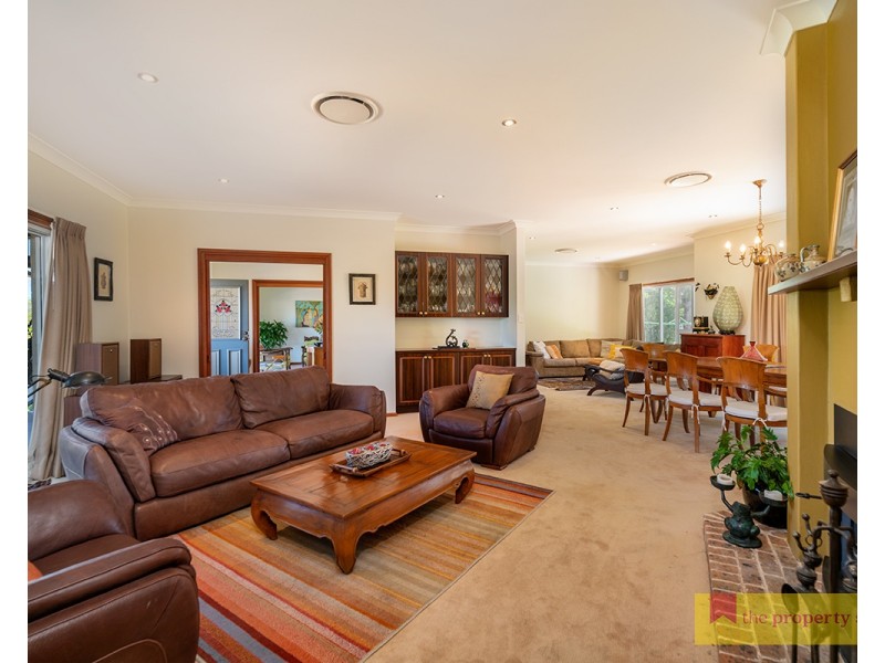 14 Robert Hoddle Grove, Mudgee NSW 2850