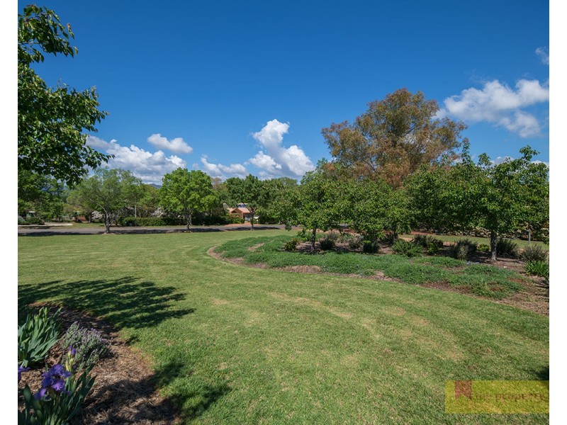 14 Robert Hoddle Grove, Mudgee NSW 2850