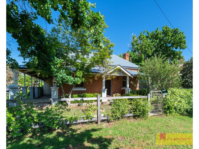 4 Cox Street, Mudgee NSW 2850
