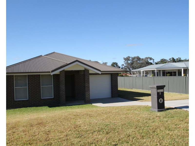 5 Waterworks Road, Mudgee NSW 2850