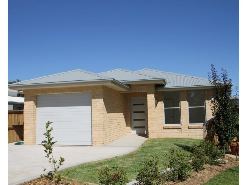 70 Mulgoa Way, Mudgee NSW 2850