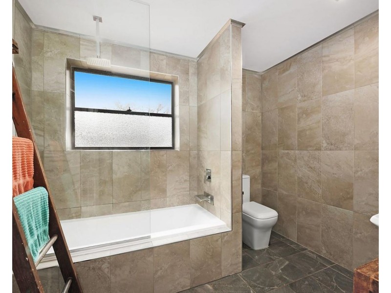 275 Winchester Crescent, Mudgee NSW 2850