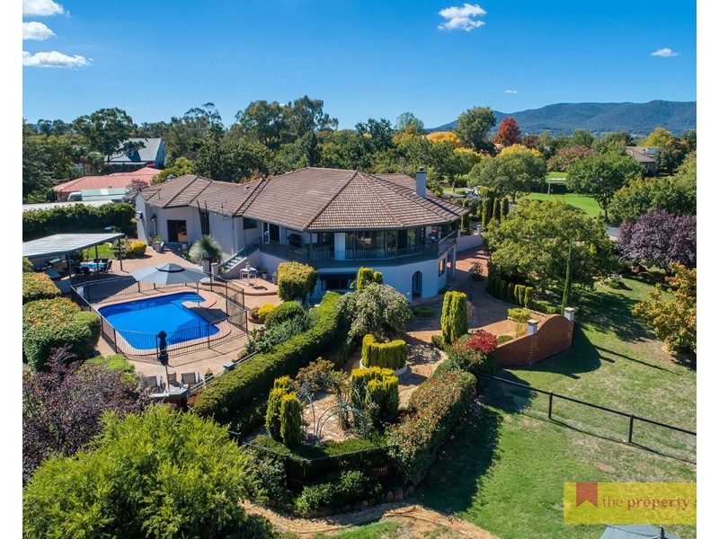 5 Robert Hoddle Grove, Mudgee NSW 2850