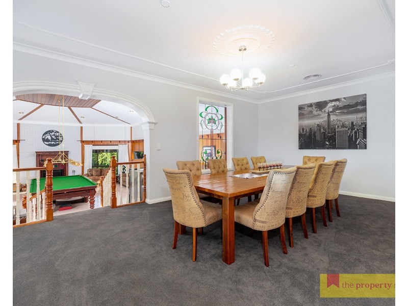 5 Robert Hoddle Grove, Mudgee NSW 2850