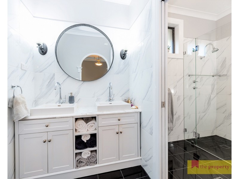 5 Robert Hoddle Grove, Mudgee NSW 2850