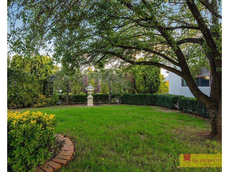 5 Robert Hoddle Grove, Mudgee NSW 2850