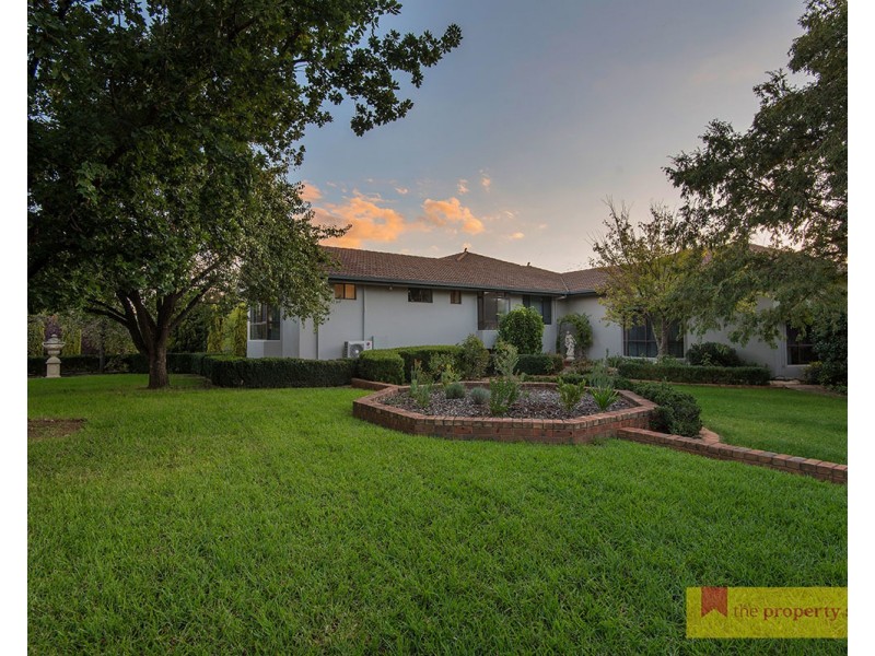 5 Robert Hoddle Grove, Mudgee NSW 2850