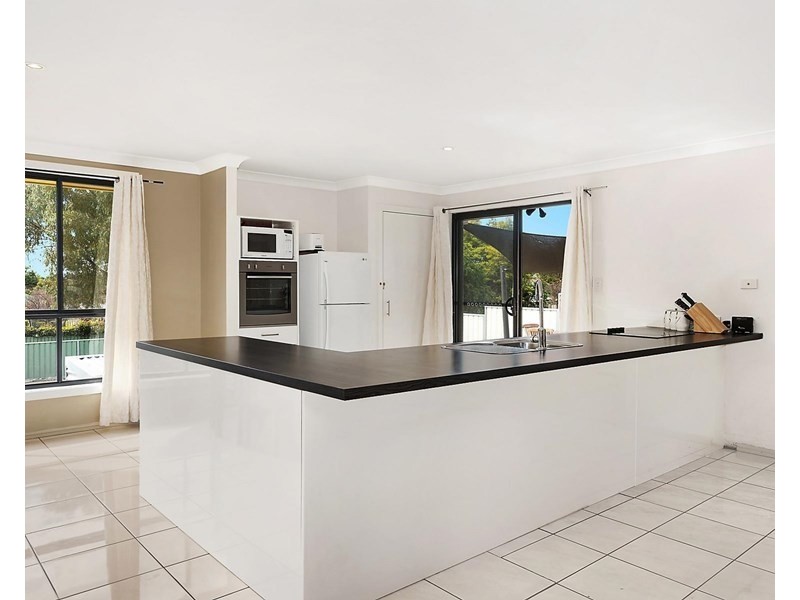 33 Macquarie Drive, Mudgee NSW 2850