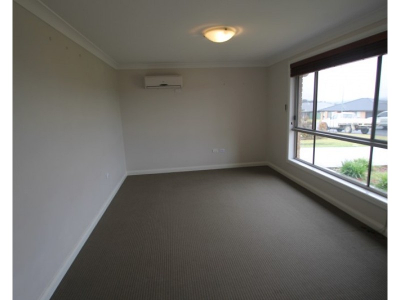 78 White Circle, Mudgee NSW 2850