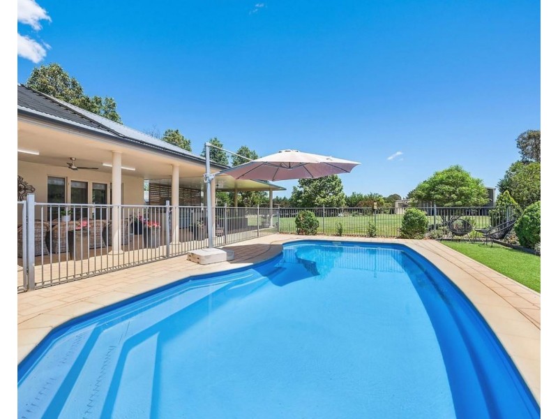 87 Henry Lawson Drive, Mudgee NSW 2850