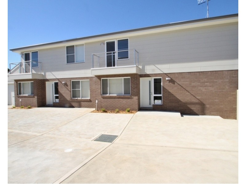 2/13A Court Street, Mudgee NSW 2850