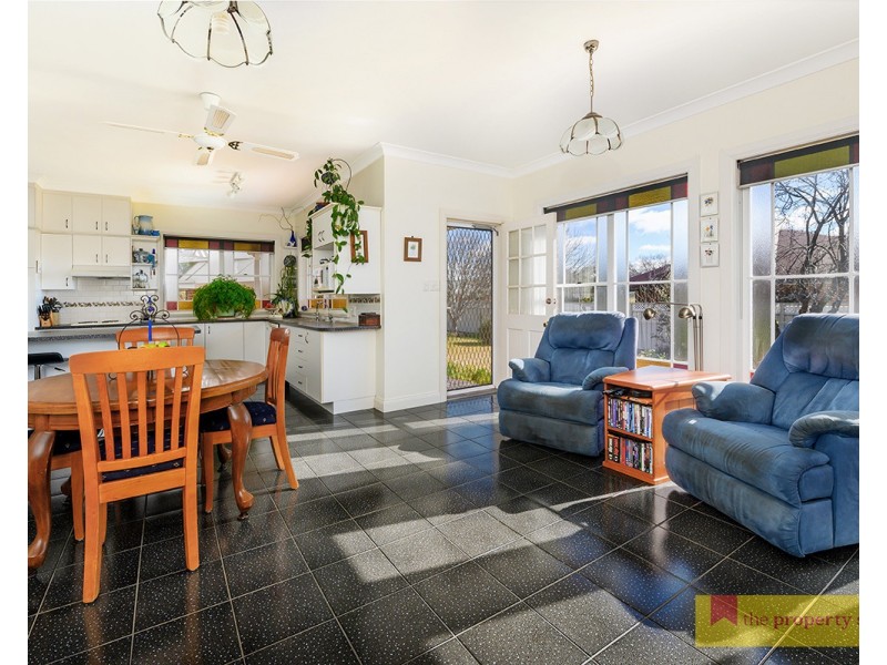 6 Cedar Avenue, Mudgee NSW 2850