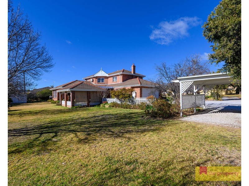 6 Cedar Avenue, Mudgee NSW 2850